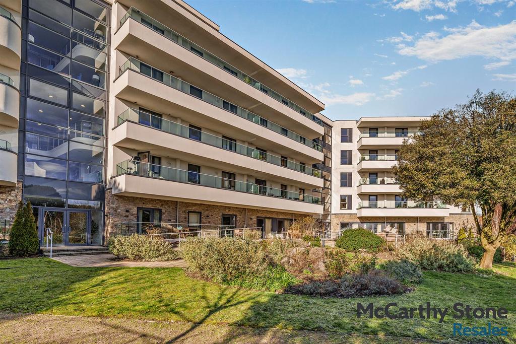 8677867-exterior13-800.jpg
