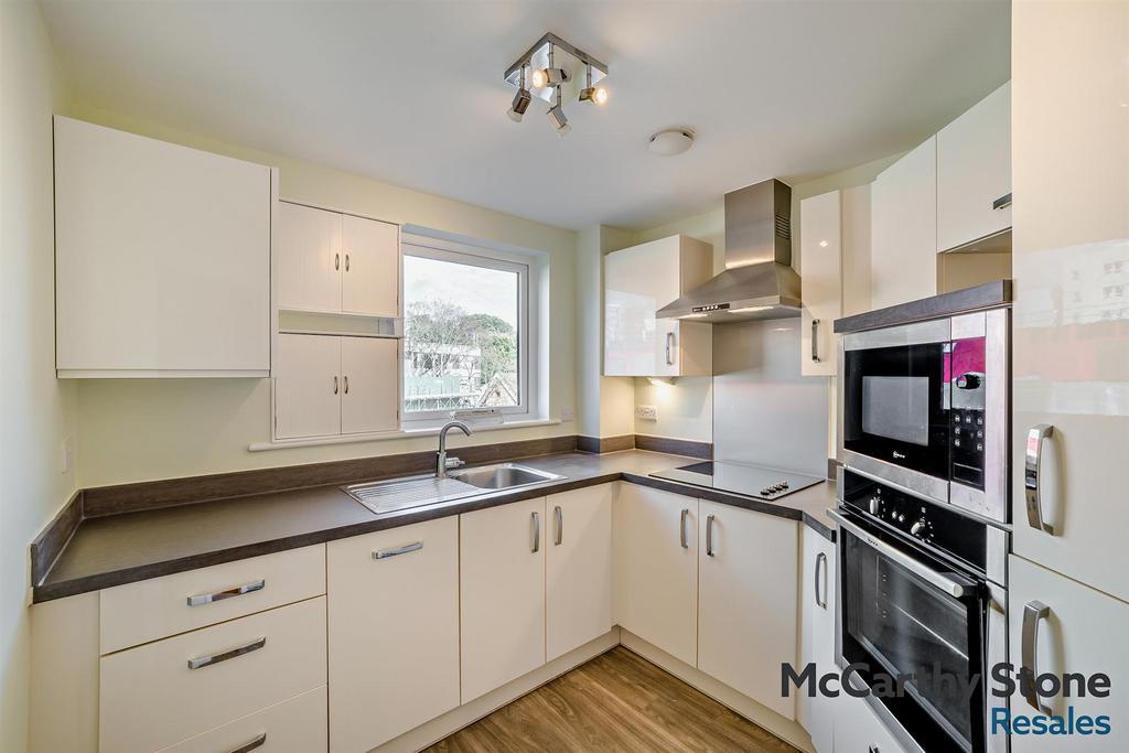 8677867-interior16-800.jpg