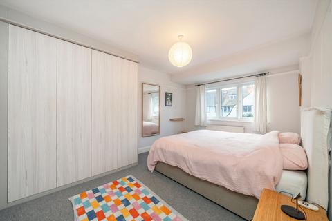 3 bedroom house to rent, Park Drive, London W3