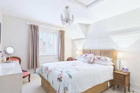 2 bedroom apartment for sale, Acanthus Court, Cirencester