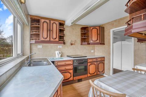 4 bedroom terraced house for sale, Murdoch Close, Staines-upon-Thames, TW18