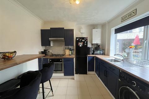 undefined, Westbury Place North, Leeds LS10