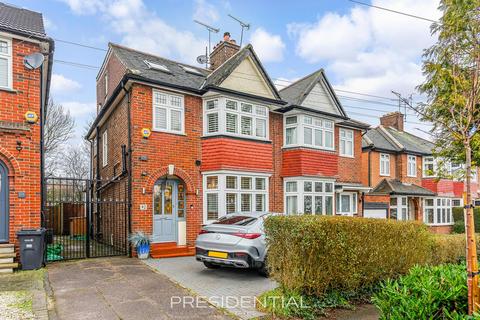 3 bedroom semi-detached house for sale, Woodford Green IG8