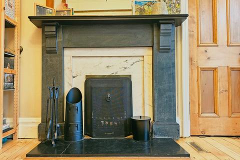 3 bedroom ground floor flat for sale, Abercorn Road, Edinburgh EH8