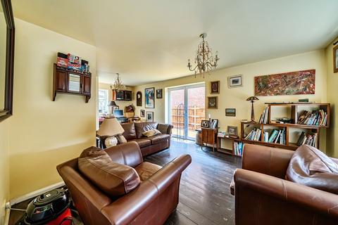 undefined, Ninehams Road, Caterham CR3