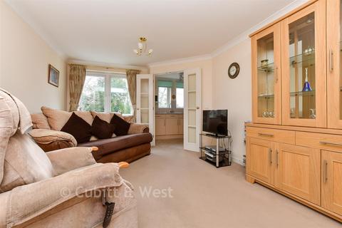 1 bedroom apartment for sale, Calverley Court, Epsom KT19