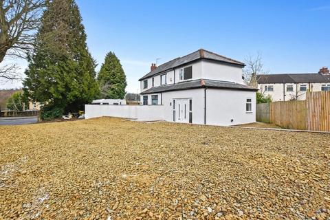 1 bedroom semi-detached house for sale, Park Road, Guiseley, Leeds, West Yorkshire