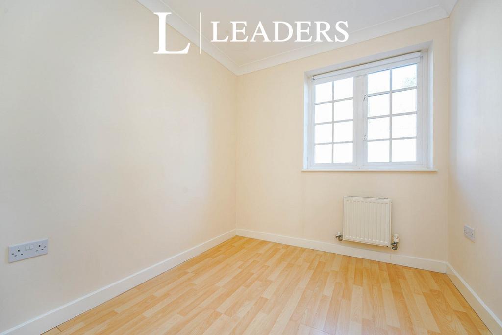 8 - bedroom 3