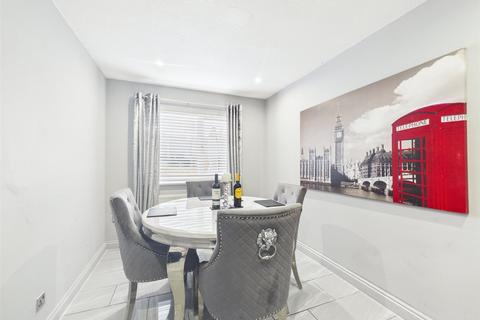 3 bedroom end of terrace house for sale, Woodruff Close, Gloucester, Gloucestershire, GL4