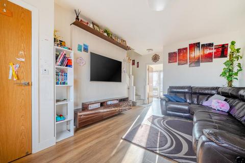 2 bedroom terraced house to rent, Wallingford Way,  Maidenhead,  SL6
