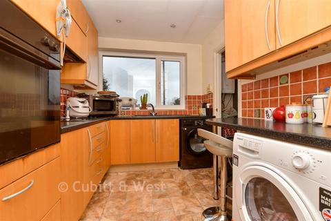 2 bedroom maisonette for sale, Oxted Road, Godstone, Surrey