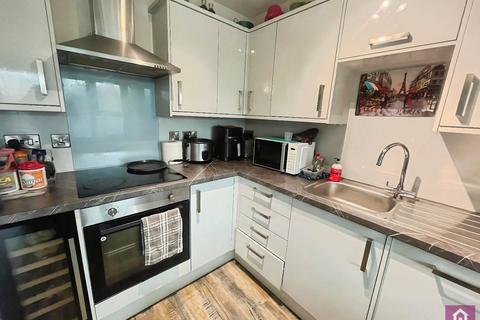 2 bedroom flat for sale, City Point, 156 Chapel Street, Salford, M3