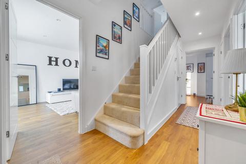 undefined, Flowercrofts, Henley-on-Thames RG9