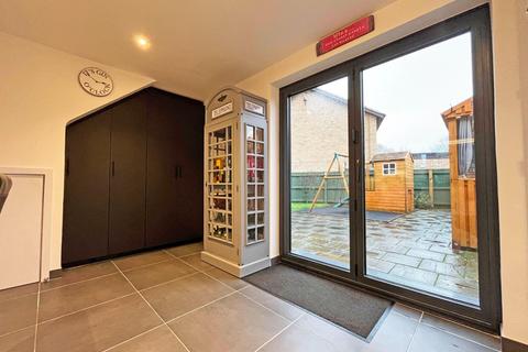 4 bedroom detached house for sale, Stonebridge, Peterborough PE2