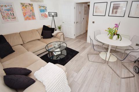 2 bedroom semi-detached house for sale, Oakwood Avenue, Coventry CV3