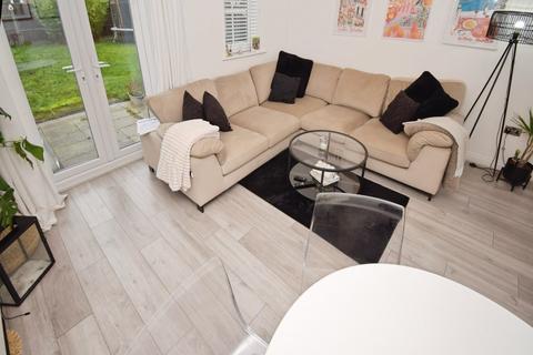 2 bedroom semi-detached house for sale, Oakwood Avenue, Coventry CV3