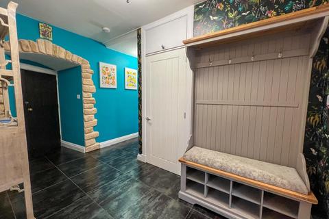 2 bedroom flat to rent, Pilrig House Close, Edinburgh, EH6