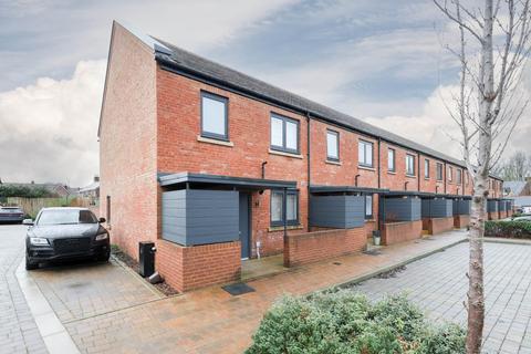 3 bedroom end of terrace house for sale, Brewery Court, Blandford St Mary