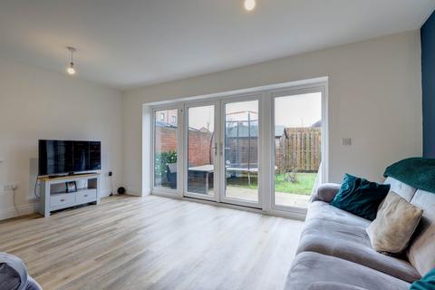 3 bedroom end of terrace house for sale, Brewery Court, Blandford St Mary