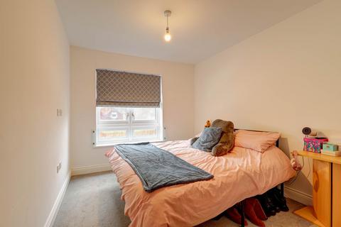 3 bedroom end of terrace house for sale, Brewery Court, Blandford St Mary
