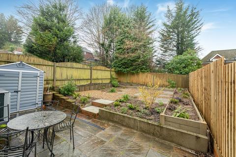 3 bedroom semi-detached house for sale, Tilgate Gardens, Coulsdon, CR5 1EX