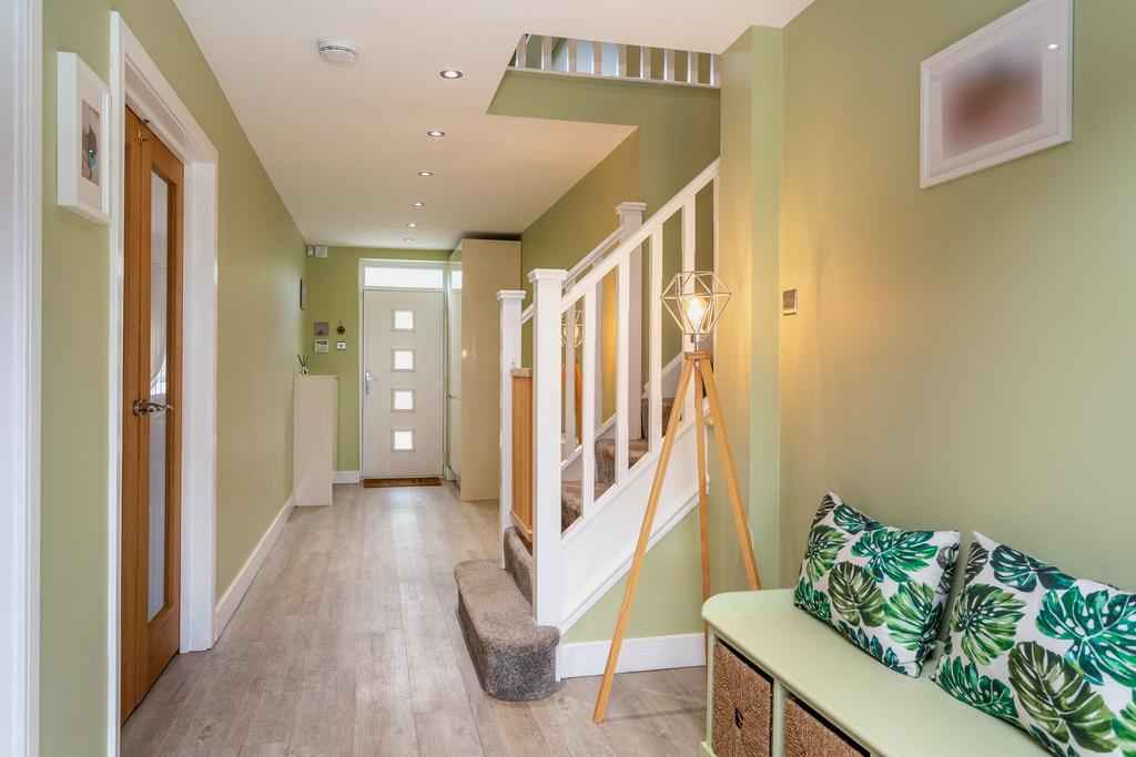 27entrancehall