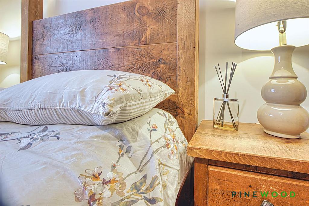 Bed 1