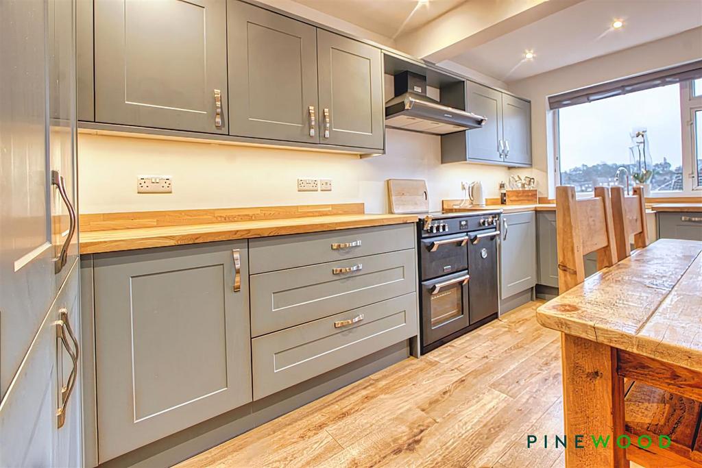 Kitchen diner