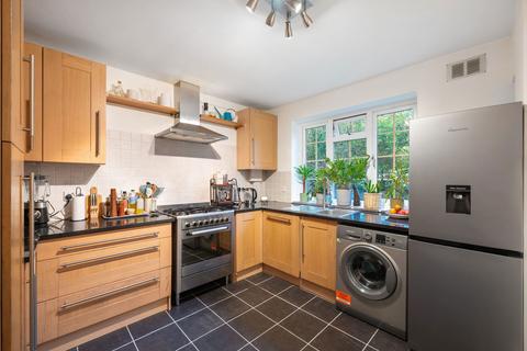 3 bedroom maisonette for sale, Westcombe Park Road, London SE3