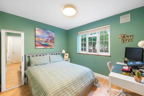 3 bedroom maisonette for sale, Westcombe Park Road, London SE3