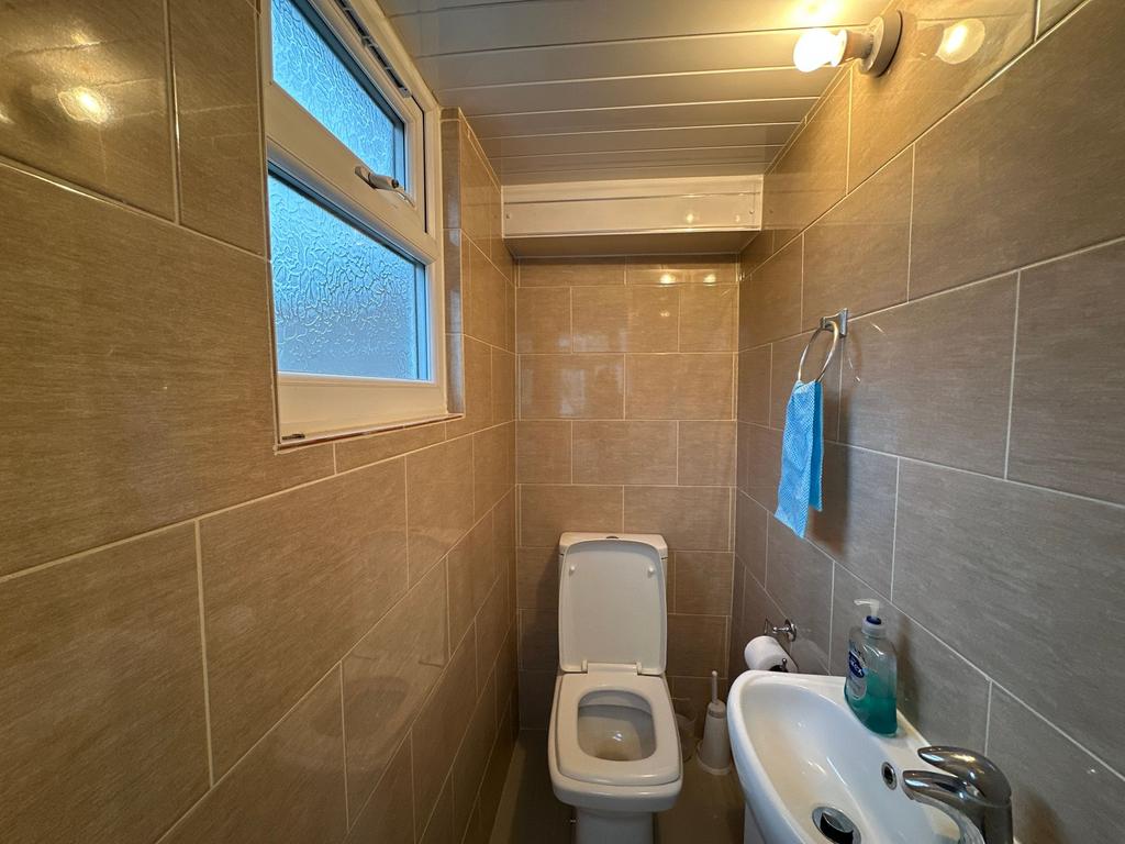 Bathroom 2