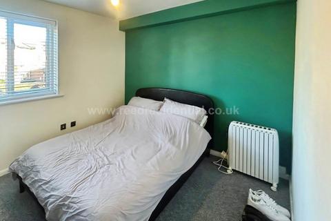 1 bedroom flat for sale, Chestnut Road, Basildon