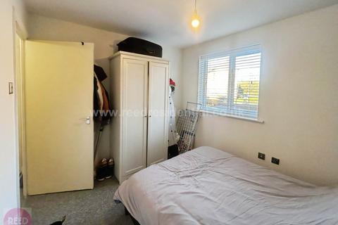 1 bedroom flat for sale, Chestnut Road, Basildon