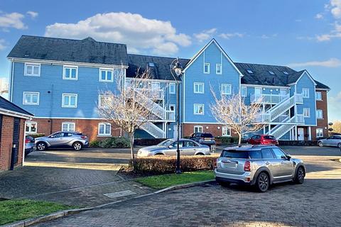 undefined, The Lakes, Larkfield, ME20