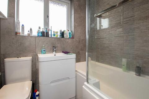 undefined, Aintree Close, Milton Keynes MK3