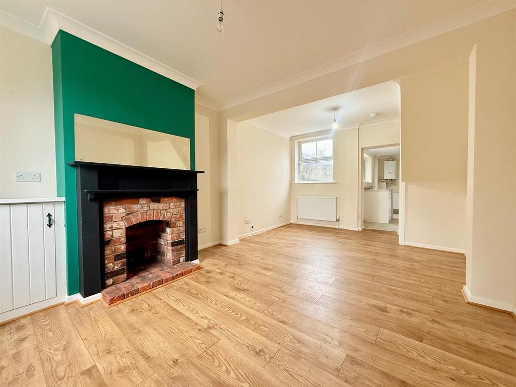 Living & Dining area