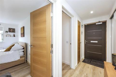 3 bedroom flat for sale, Harbour Place, Dunfermline KY11