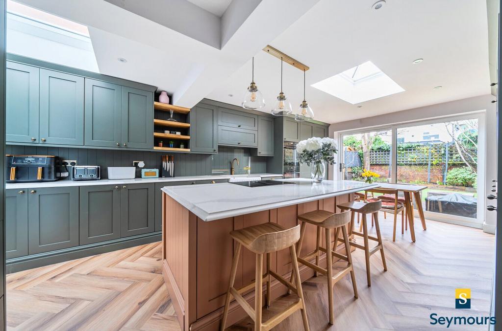 Kitchen/Dining