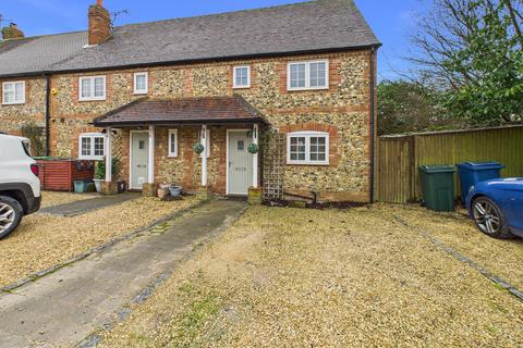 2 bedroom end of terrace house to rent, The Common, Stokenchurch, Buckinghamshire