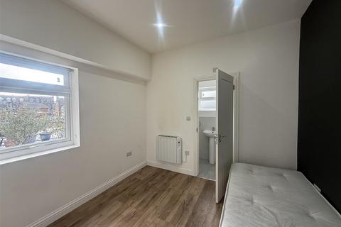 undefined, Northcote Avenue, Southall