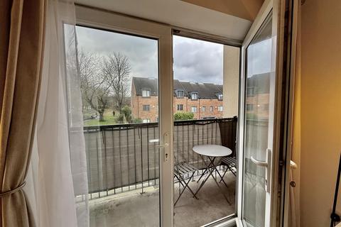 2 bedroom apartment for sale, Symphony Court, Durham Road, Gateshead