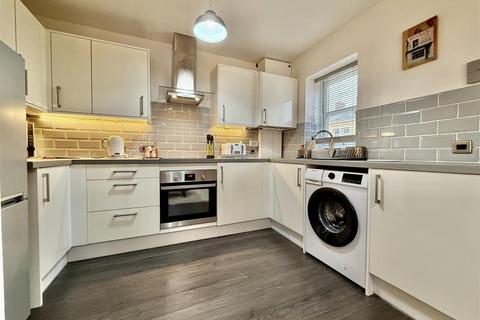 2 bedroom apartment for sale, Symphony Court, Durham Road, Gateshead