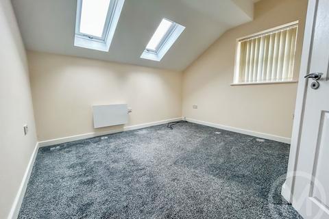 3 bedroom flat for sale, Salthouses, Osborne Road, FY4 1GY