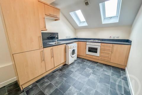 3 bedroom flat for sale, Salthouses, Osborne Road, FY4 1GY