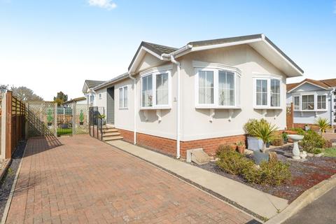 2 bedroom house for sale, Appletree Close, Attleborough, Norfolk, NR17