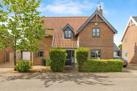 4 bedroom detached house for sale, Diamond Close, Winfarthing, Diss, Norfolk, IP22