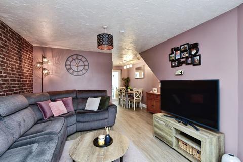 3 bedroom terraced house for sale, Gallimore Close, Stoke-on-Trent, ST6