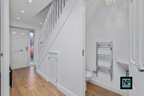 undefined, Redcliff, Amington, B77