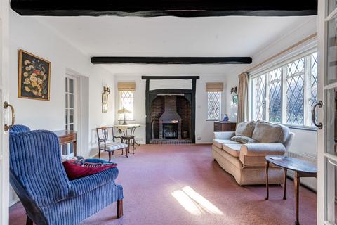 3 bedroom detached house for sale, Garden Close, Leatherhead, KT22