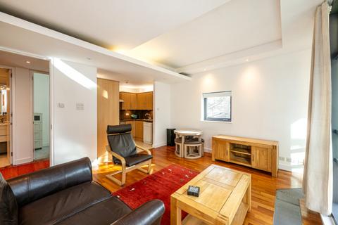 2 bedroom apartment to rent, City Road, London EC1Y